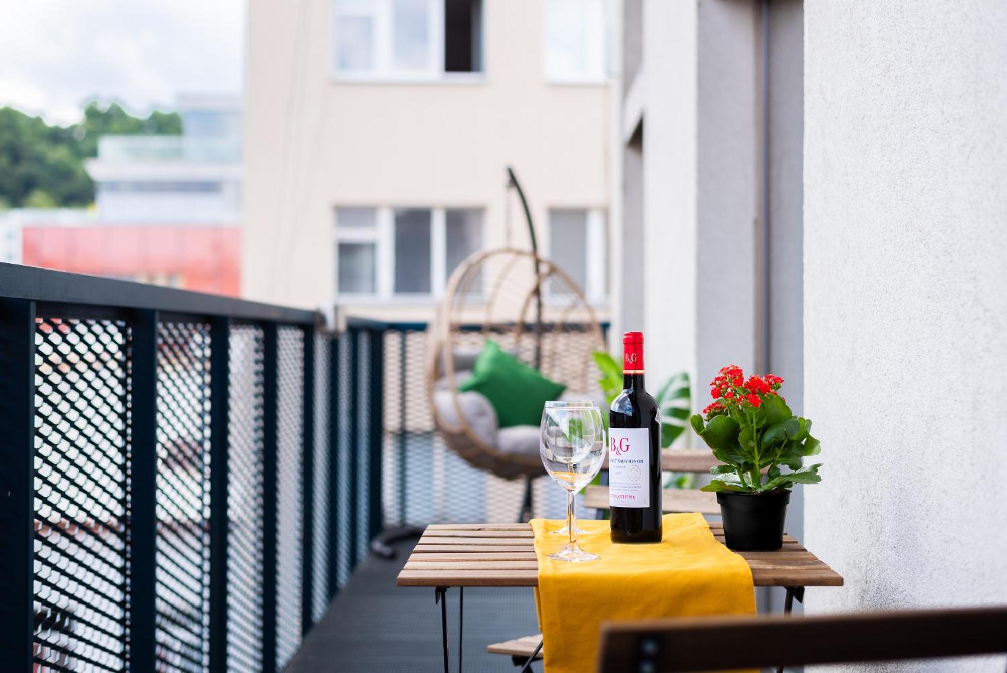 Duplex Apartment With 3 Bedrooms Prague Exterior photo