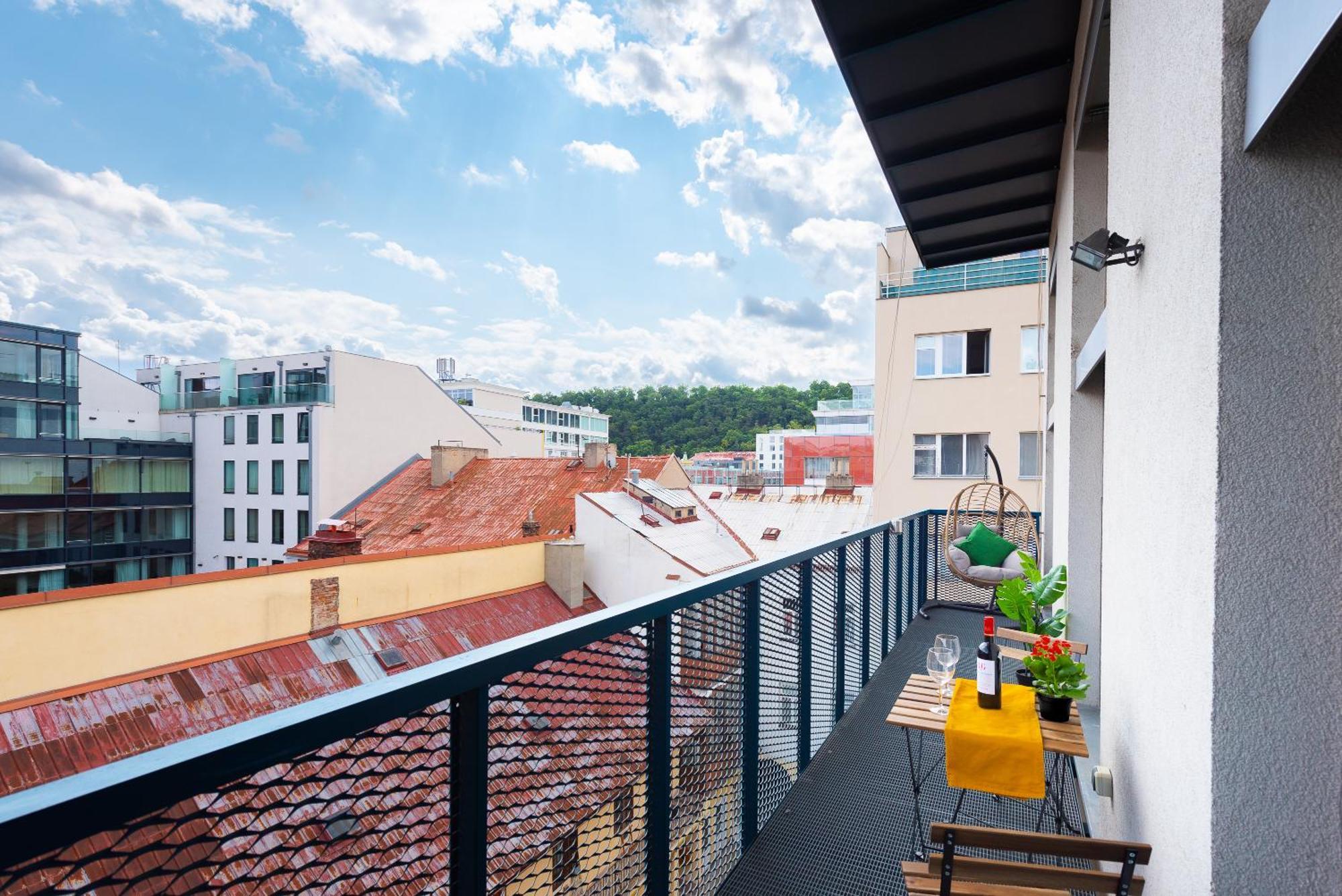 Duplex Apartment With 3 Bedrooms Prague Exterior photo